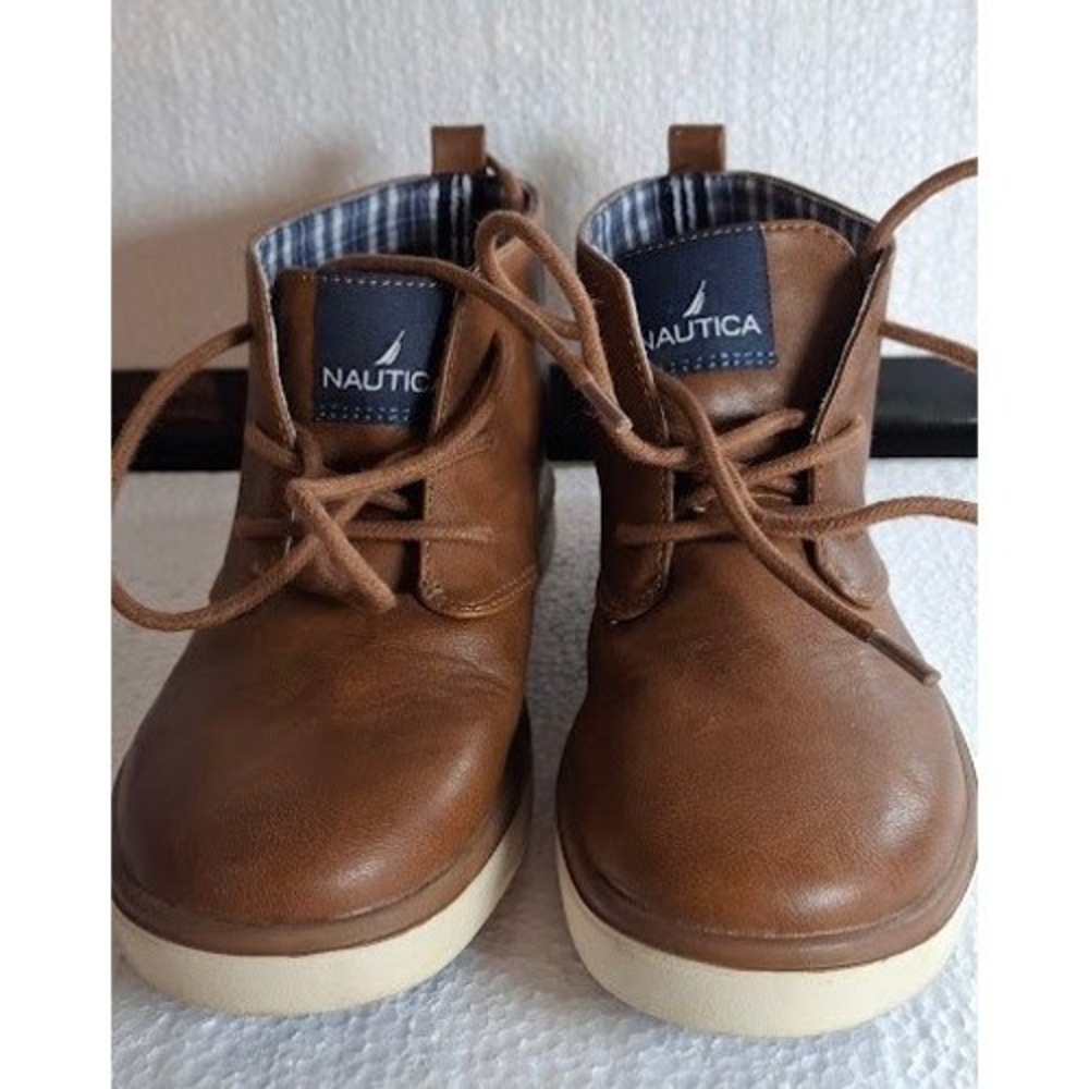 Nautica Kids Pierson Crazy Horse Brown Chukka Boots Size 1 Lace Up Shoes